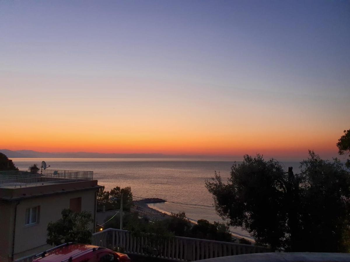 Una finestra sul mare Bergeggi Exterior foto