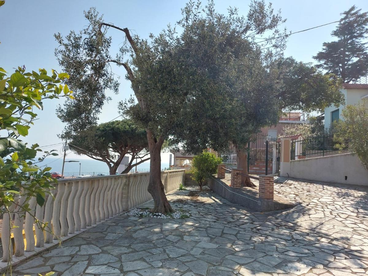 Una finestra sul mare Bergeggi Exterior foto