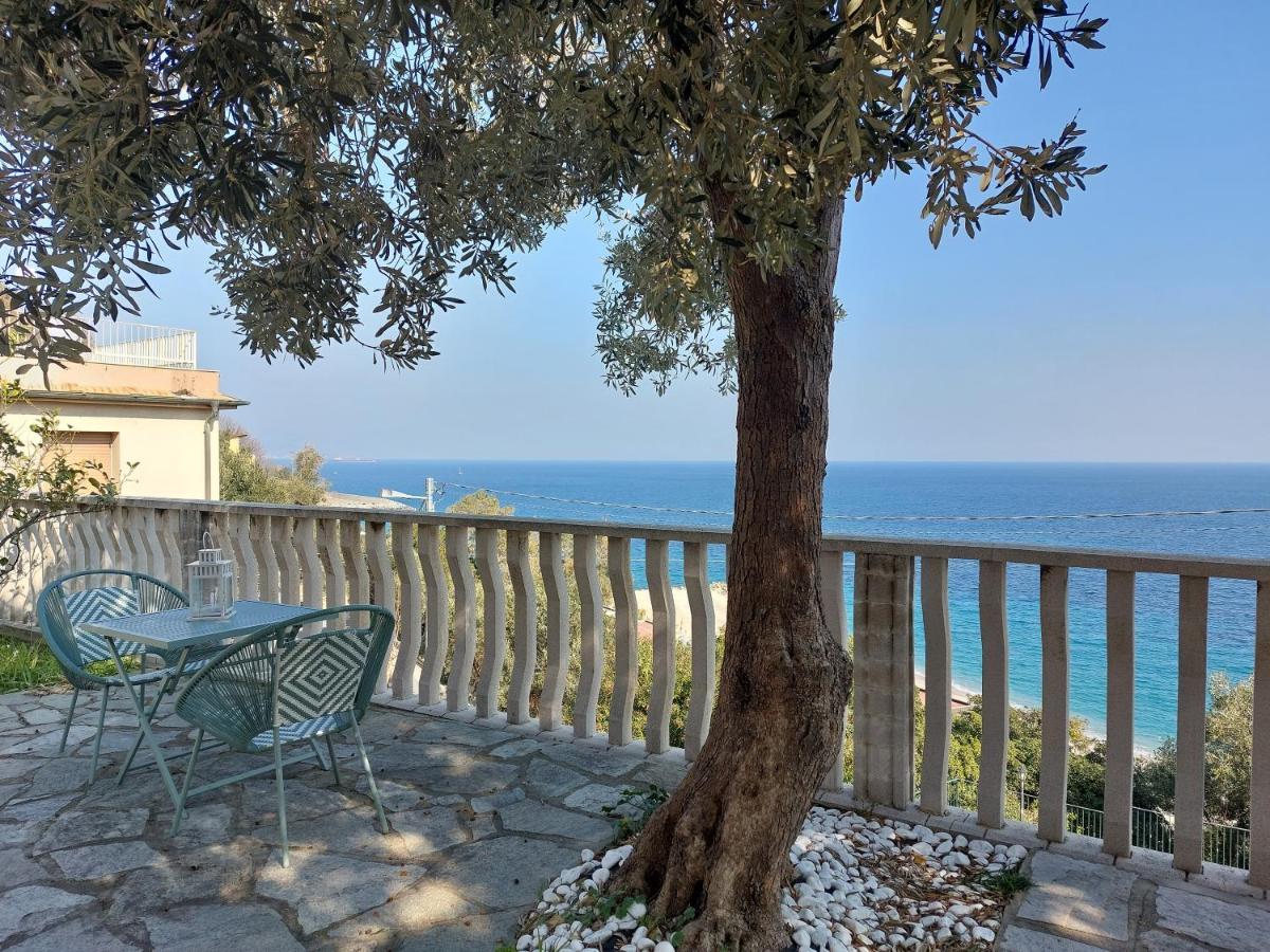 Una finestra sul mare Bergeggi Exterior foto